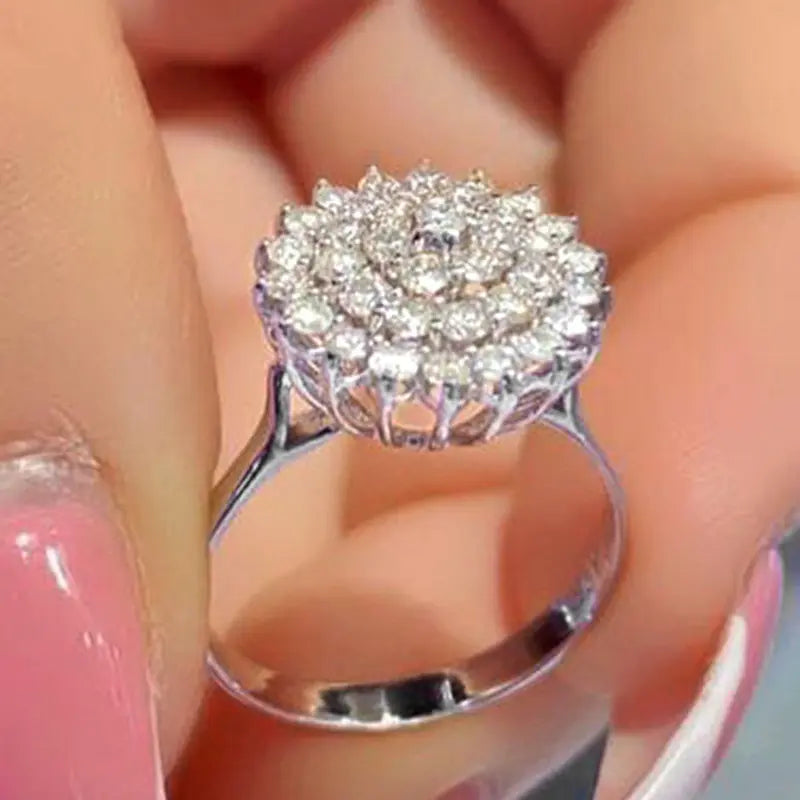 Geometric Ring with Full Diamond Alloy Design (Copia)